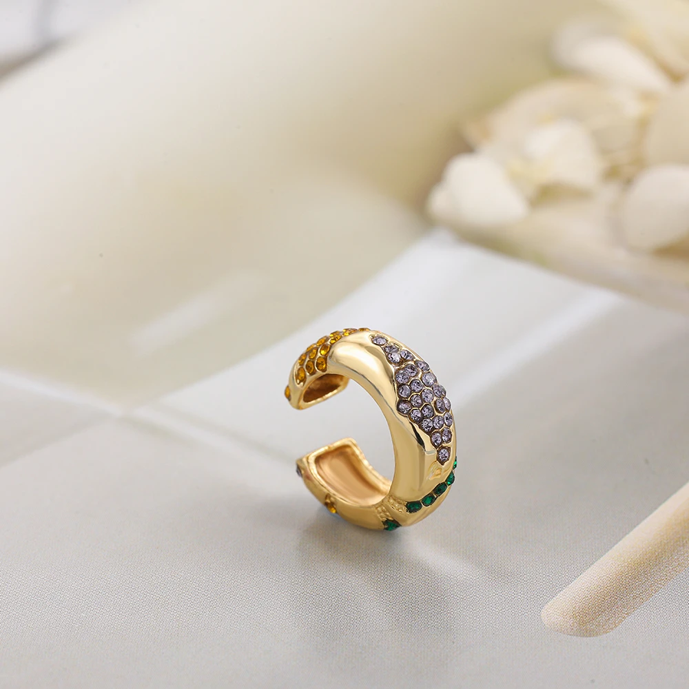 Boho Ethnic CZ Earcuffs Clip on Earrings for Women Pearl Crystal Without Piercing Cartilage Earrings Ear Clips Wedding Jewelry