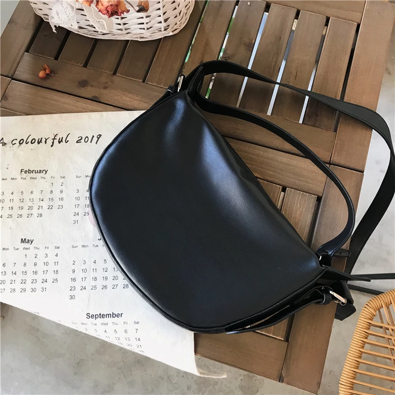 

2019 Fashion Female Bag Ladies Soft PU Leather Bag Dumpling Shape Handbag Vintage Messenger Bag Female Capacity Shoulder Bag