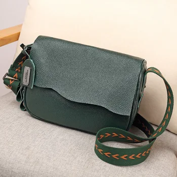 

2020 Green Spring New Women Shoulder Bags Fashion Luxury DesignerSimple Small Messenger Pillow Flap Leather Women's HandBags