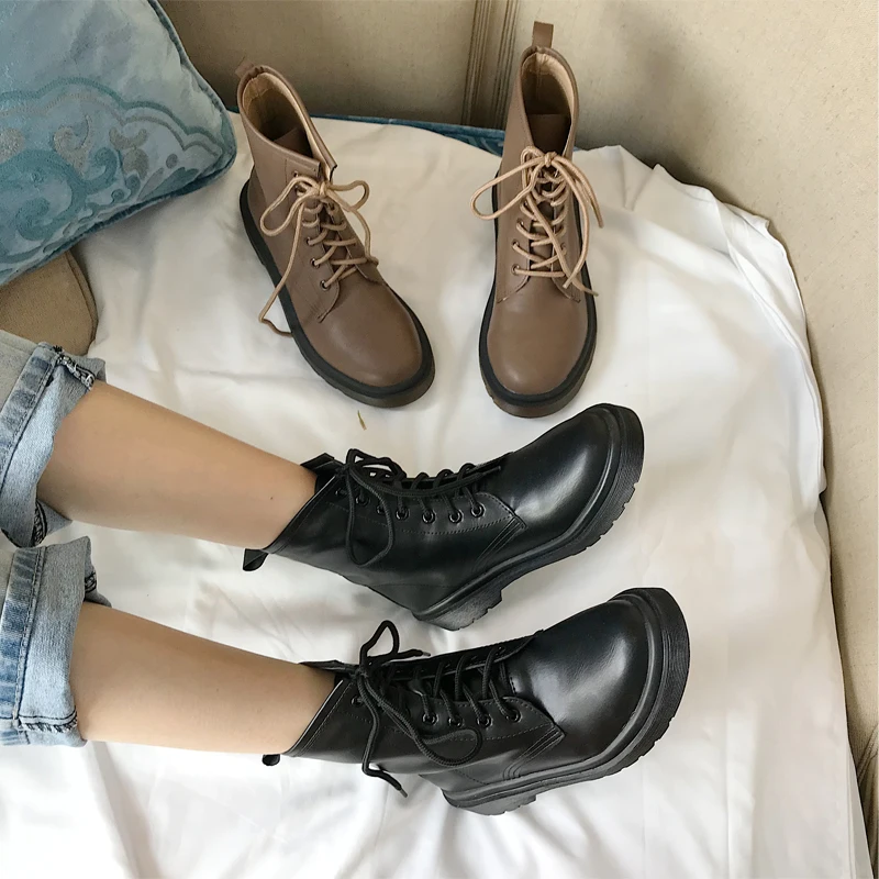 AIYUQI; женские мотоциклетные ботинки; сезон осень-зима; Новинка года; короткие Ботинки martin; женские ботильоны на плоской подошве в британском ретро-стиле