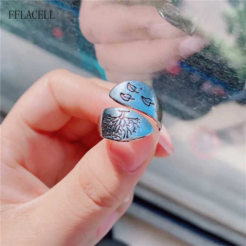 Женское кольцо из серебра 2019 пробы с ручной намоткой одуванчиком для