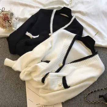 

Short Coat Sweater Cardigan Female Knitwear Fashion Brim Hitting Scene Early Autumn New Single Breasted Pocket V-neck Top