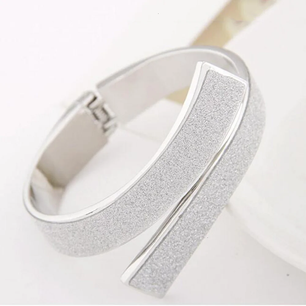 HTB1pwsXasfrK1RjSszcq6xGGFXaR