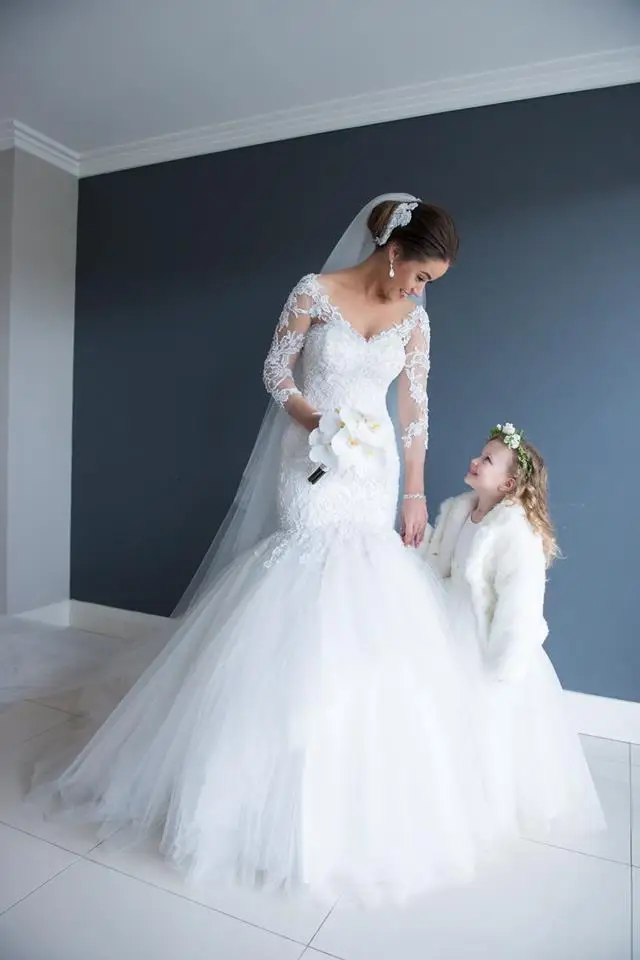 Real Wedding Sexy Mermaid Trouwjurken 2020 Diepe V Terug Lange Mouwen Gown Kant Applique Lijfje Goedkope Gown Tulle Bruid jurk Real Wedding Sexy Mermaid Trouwjurken 2020 Diepe V Terug Lange Mouwen Gown Kant Applique Lijfje Goedkope Gown Tulle Bruid jurk