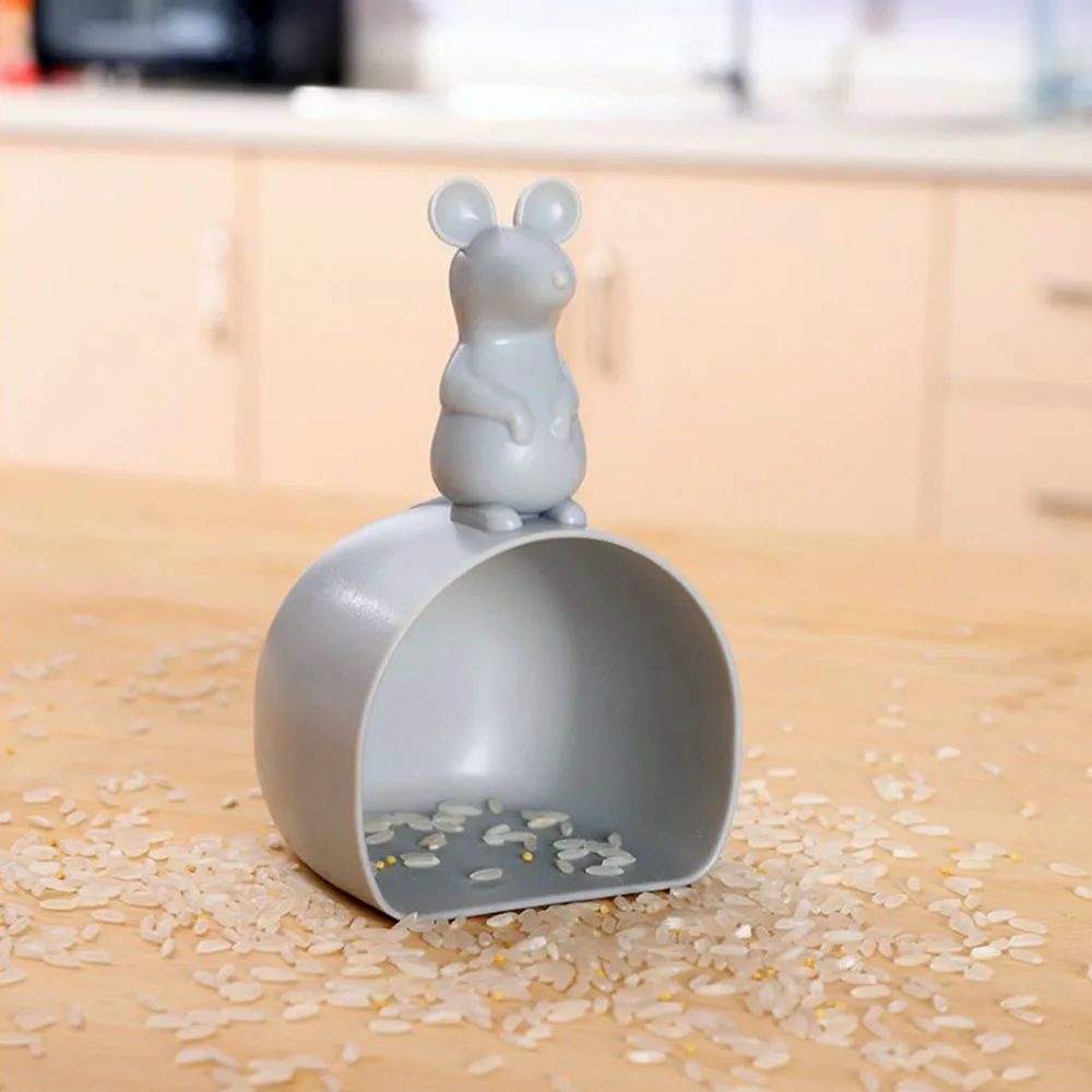 

Cute Mouse Plastic Measuring Cup Kitchen Cake Baking Mold Handmade DIY Practical Tools 7.4x6.5x13 Cm 4
