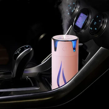 

1pc Mini USB Charging Humidifier Small Personal Humidifier With 7 Color Lights for Car Bedroom Portable Humidifiers