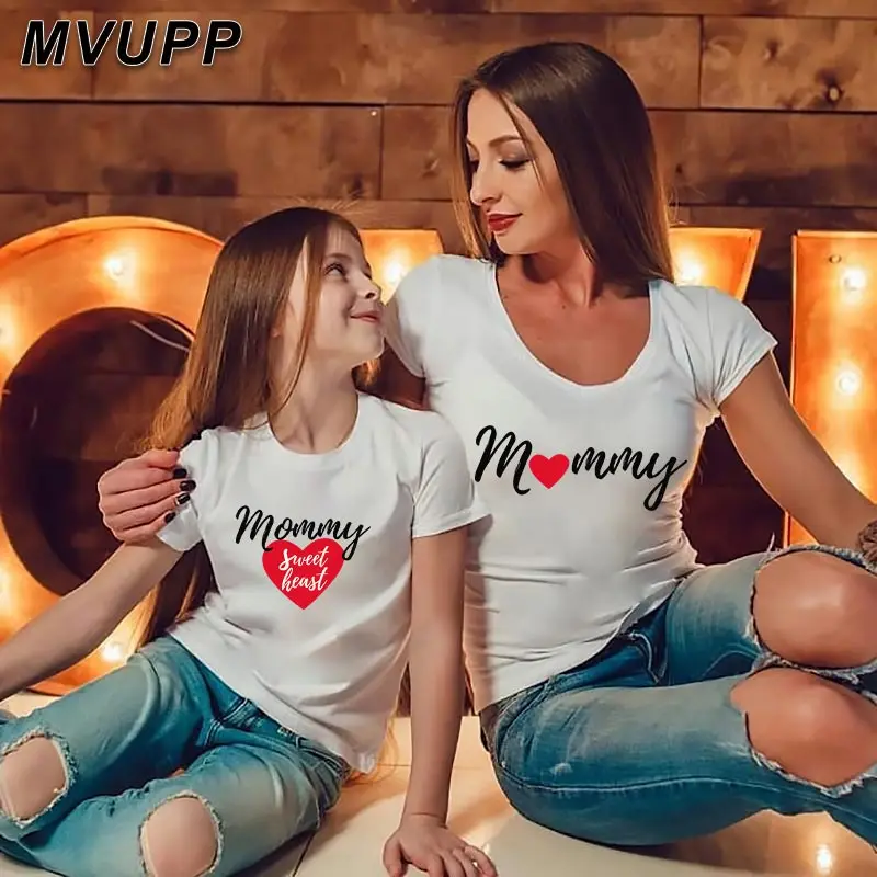 Футболка с сердцем для мамы и дочки модная милая одежда ребенка 2020|Сочетающаяся
