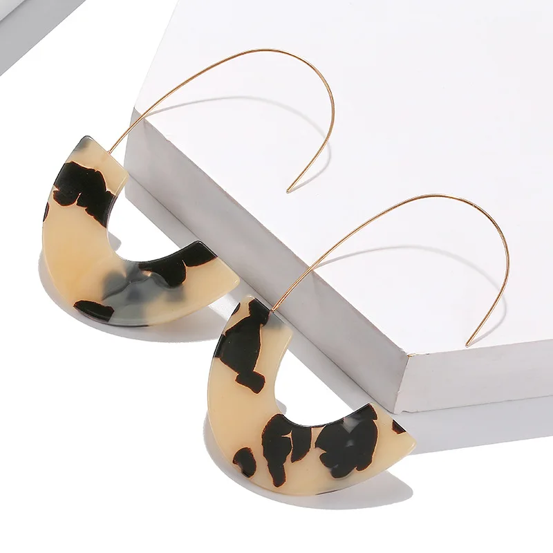 

New Fashion Tortoiseshell Dangle Earrings Leopard Print Acetate Sheet Acrylic Earrings U-shaped Simple Large Earrings for Women