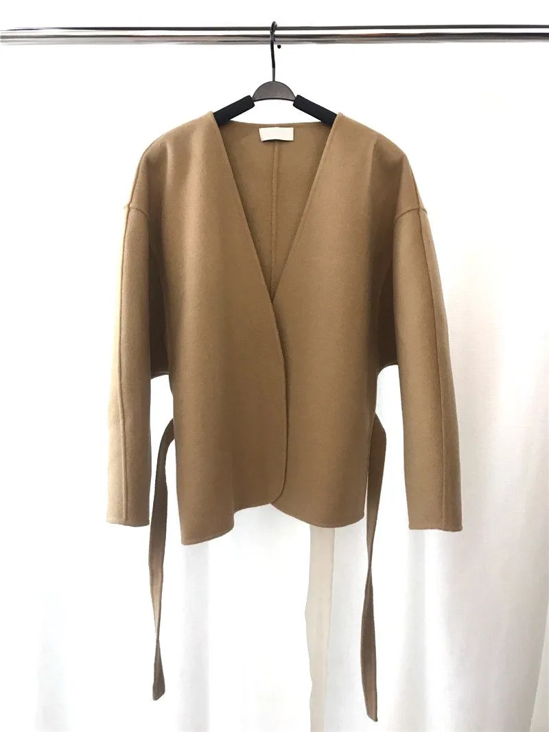 Lunel куртка желтовато-коричневый Цвет кашемира Overjackets заниженной линией плеч с v-образным вырезом пальто с запахом пояс с длинными объемными рукавами - Цвет: Хаки