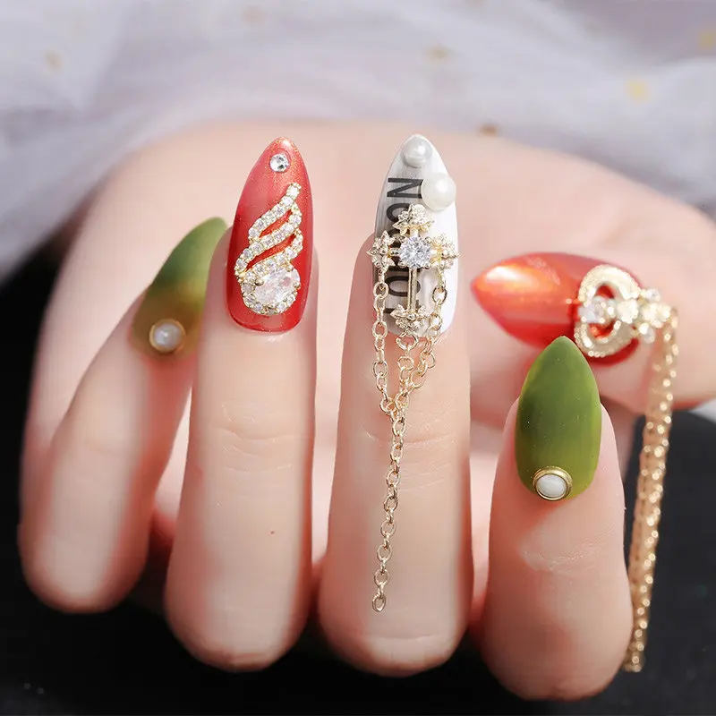 5pcs Pendant Chain 3D Alloy Nail Art Micro-inlay Zircon Pearl metal manicure nail accessories DIY Nail Decoration Nail charms