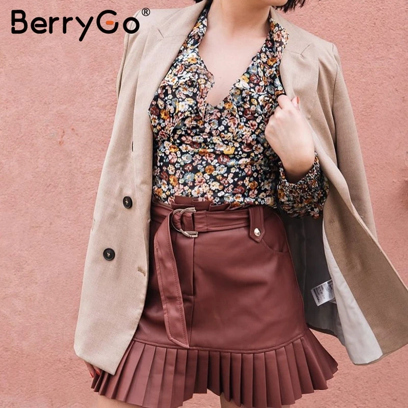 BerryGo Осенняя плиссированная короткая женская юбка с высокой талией трапециевидные вечерние женские юбки для клуба пикантные женские юбки с поясом из искусственной кожи