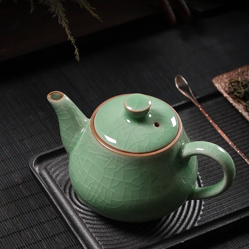 

Ceramic Teapot with Infuser for Loose Tea Charm Cozy Porcelain Kung Fu Chinese Teapot Zaparzacze Do Herbaty Teaware BD50TT