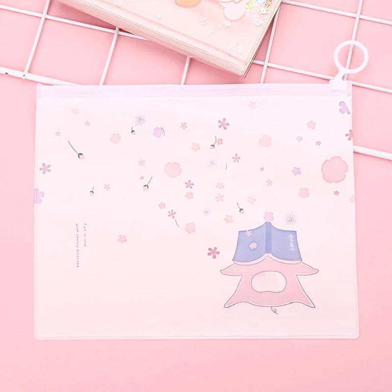 Reading pig Рождественская Ручка Прозрачный кактус большой день рождения Косметика пантера гость Единорог письма подарки вечерние хранения мультфильм милый карандаш - Цвет: Reading pig