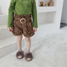 Новинка года; леопардовые трусы с оборками для девочек; сезон осень-зима; Детские шорты для девочек; Одежда для маленьких девочек; размеры 2-7t