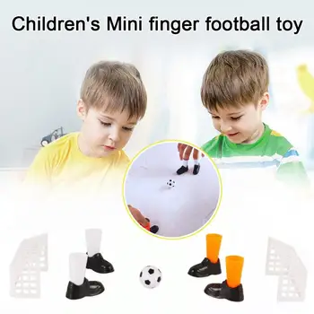 

1 Set of Children's Mini Finger Football Toys Desktop Interactive Sports Games Fingertip Football Set