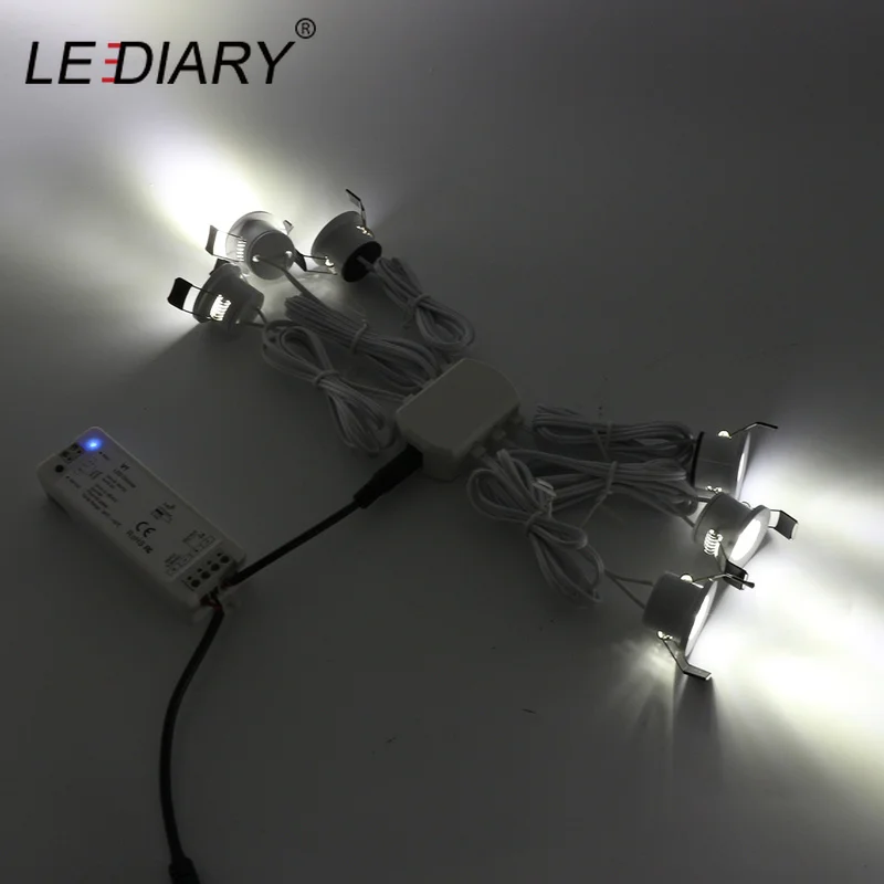 Светодиодный IARY 12V Мини светодиодный прожектор светодиодный светильник с регулируемой яркостью, 24 ламп четыре Управление памяти пульт дистанционного управления может быть установлен драйвер 6/12 Настенные светильники один Управление;