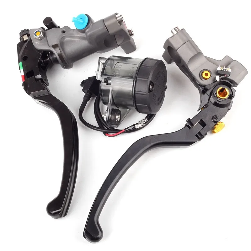 12124184435_1826225237