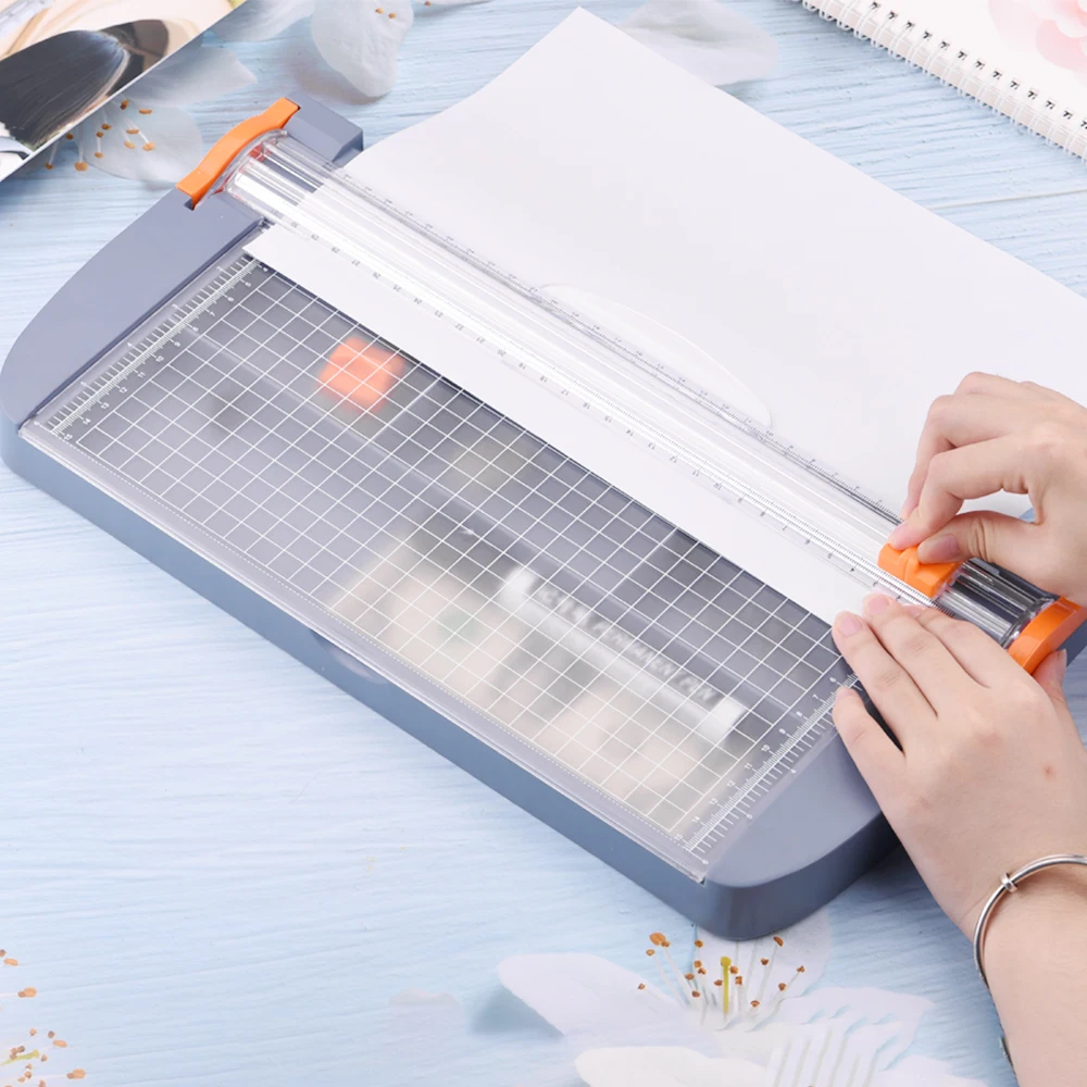 

Multifunctional Paper Cutter A4 Paper Cutter with Storage Boxes Cutting Machine Crop Photo Cutter Sliding Knife Cutting Mat