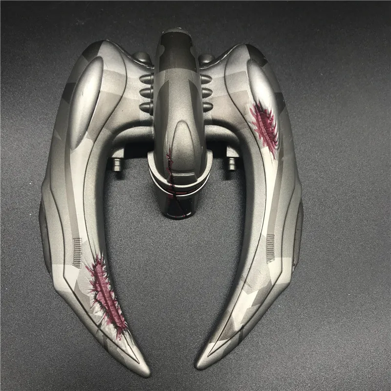 Exclusive TITANS Battlestar Galactica Loot Crate Cylon "Scar" Raider