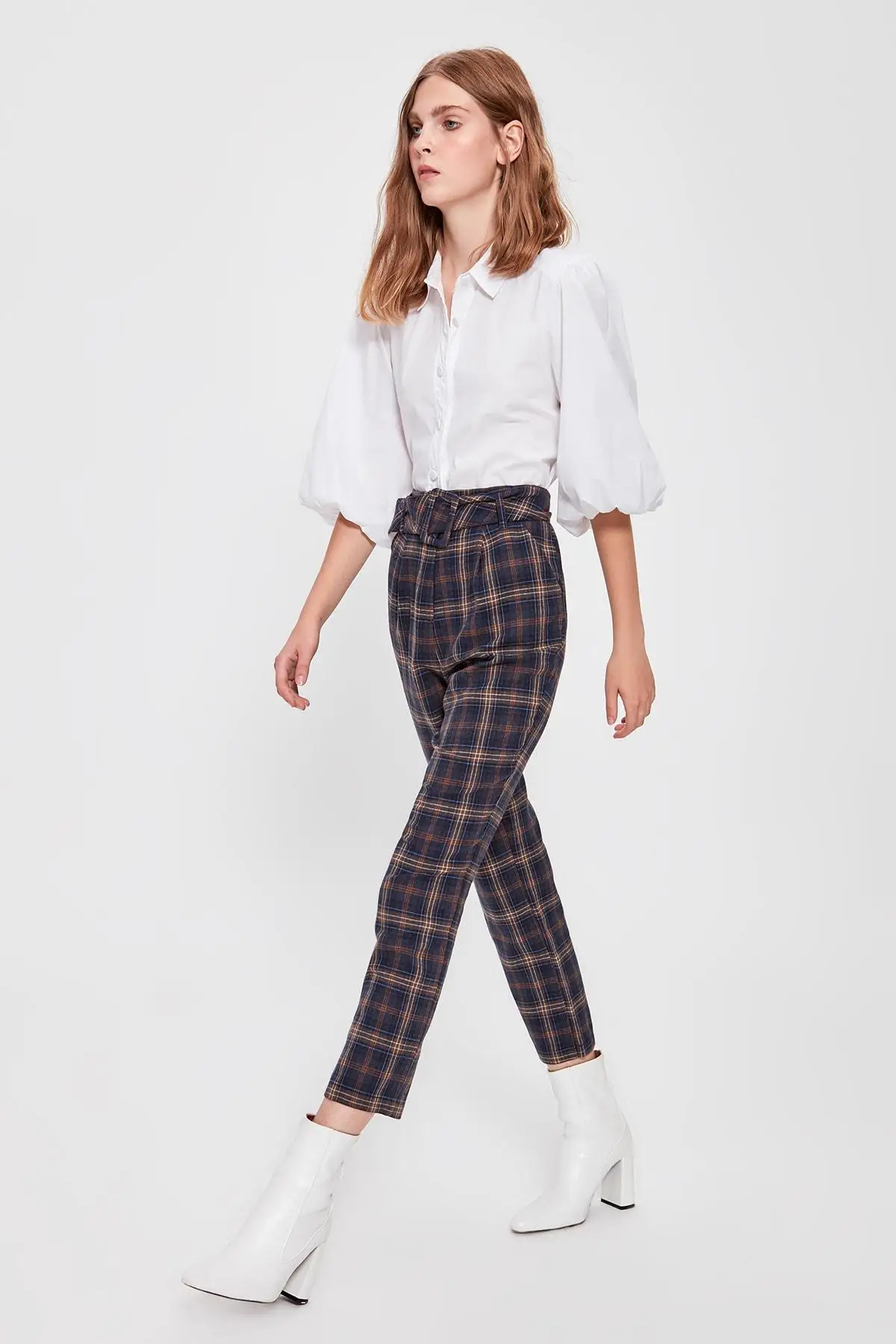Trendyol разноцветные клетчатые брюки TWOAW20PL0325