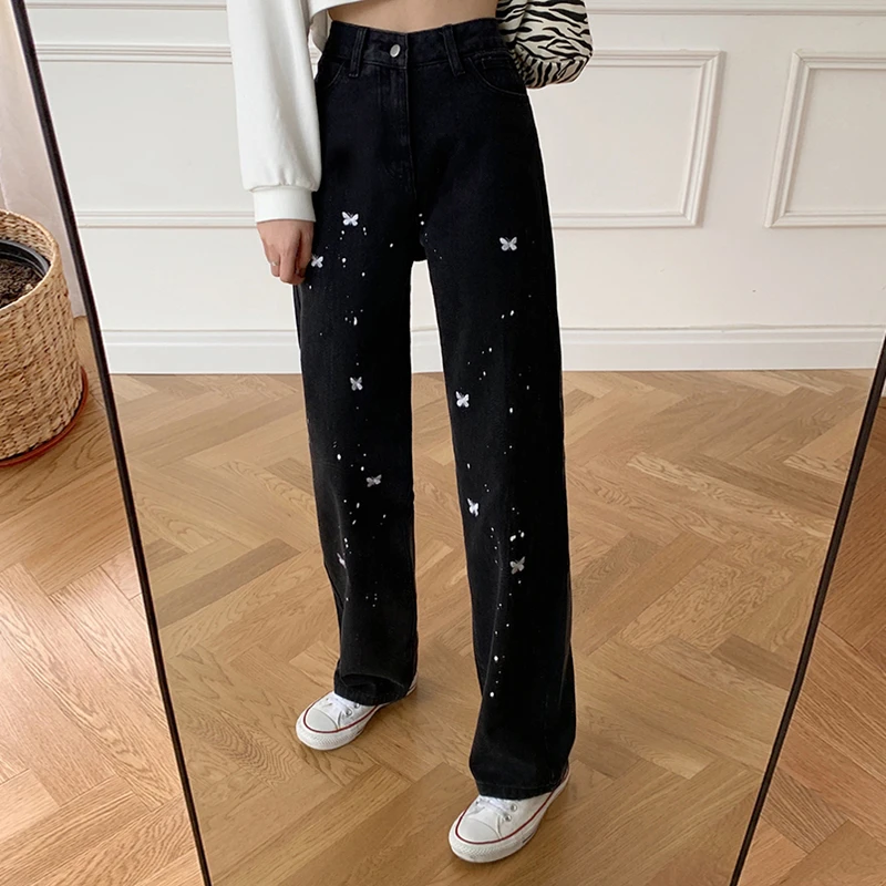 Baggy Jeans with butterfly embroidery 