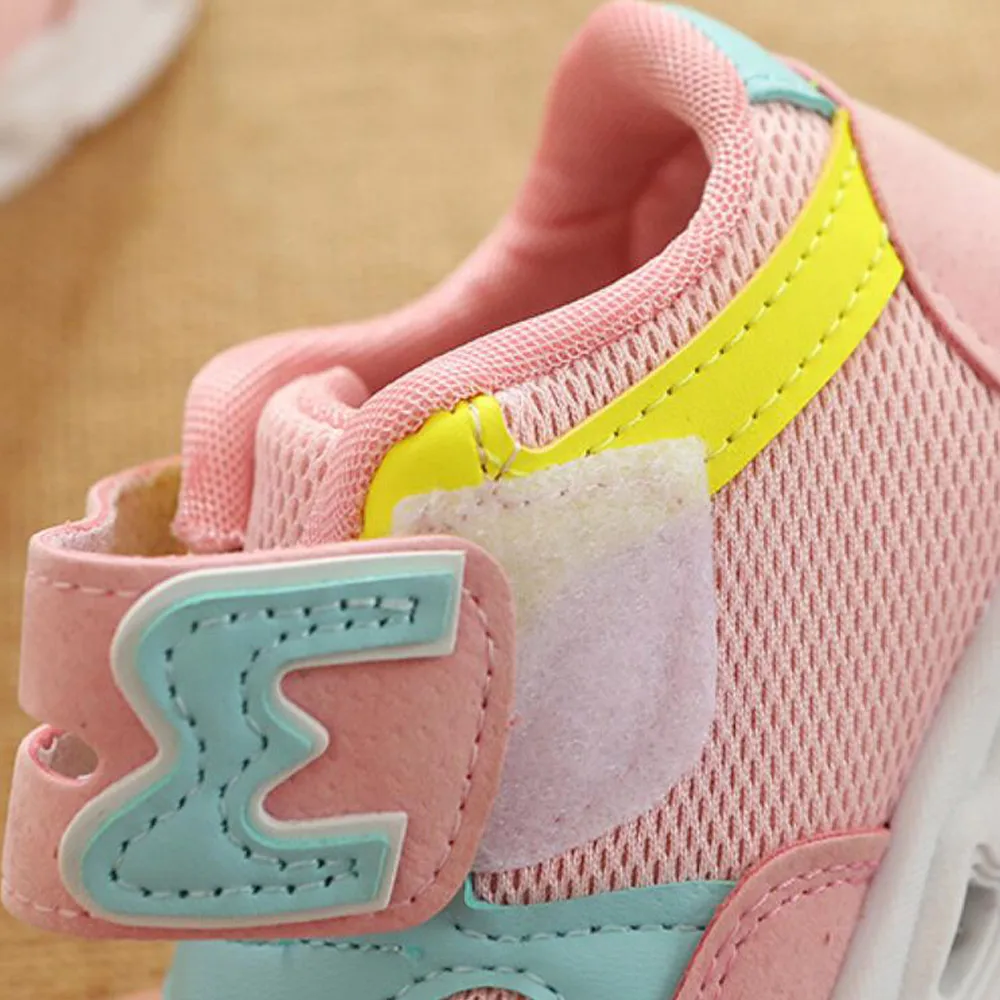 Daclay Kids Sneakers Running Sports Shoes Mesh Material Breathable Shoes LED Shoes for Little Girls and Boy