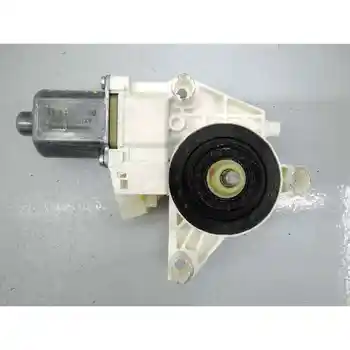 

A2049200242 WINDOW MOTOR FRONT RIGHT MERCEDES C CLASS (W204) FAMILY