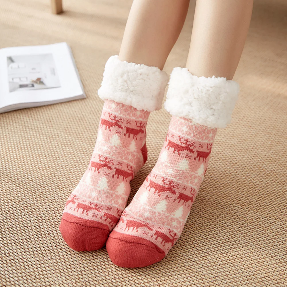 Новинка; сезон осень-зима; женские тапочки; домашние носки; рождественские носки-тапочки с рисунком лося; плюшевые бархатные Нескользящие пушистые теплые носки - Цвет: pink