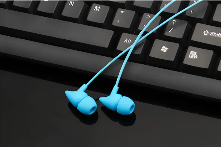 earphones