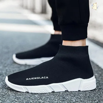 

2019 new mens womens sneakers fashion Quality Knit Socks shoes speed trainer High Race Runners Black white Slip-on triple