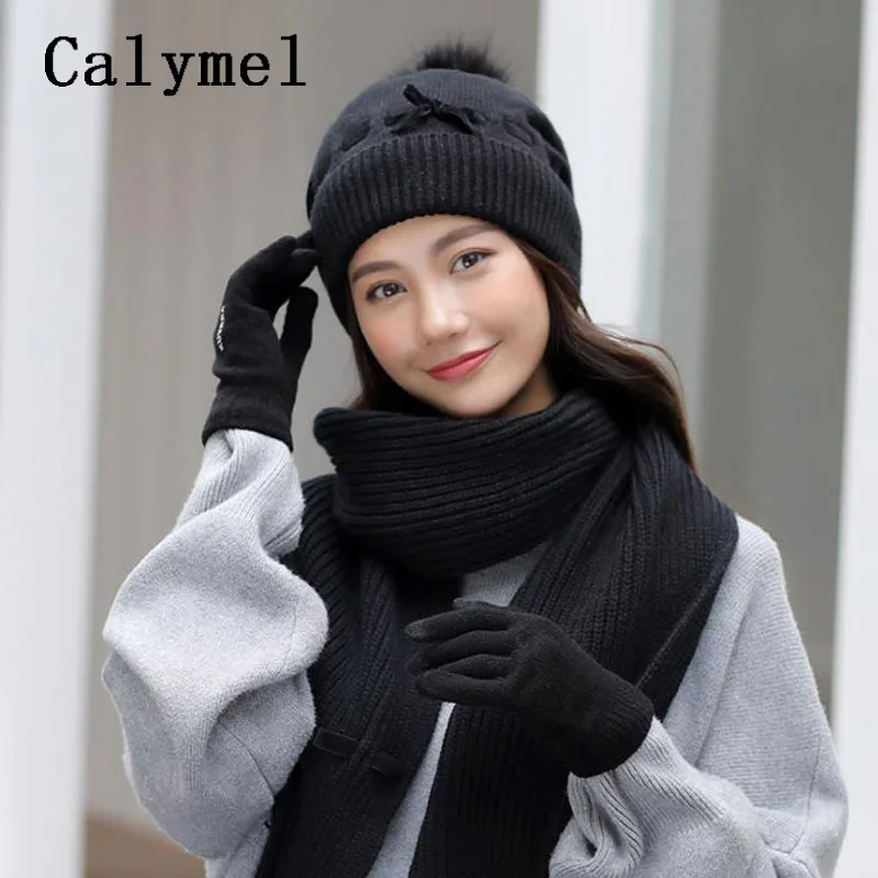 wool hat and gloves