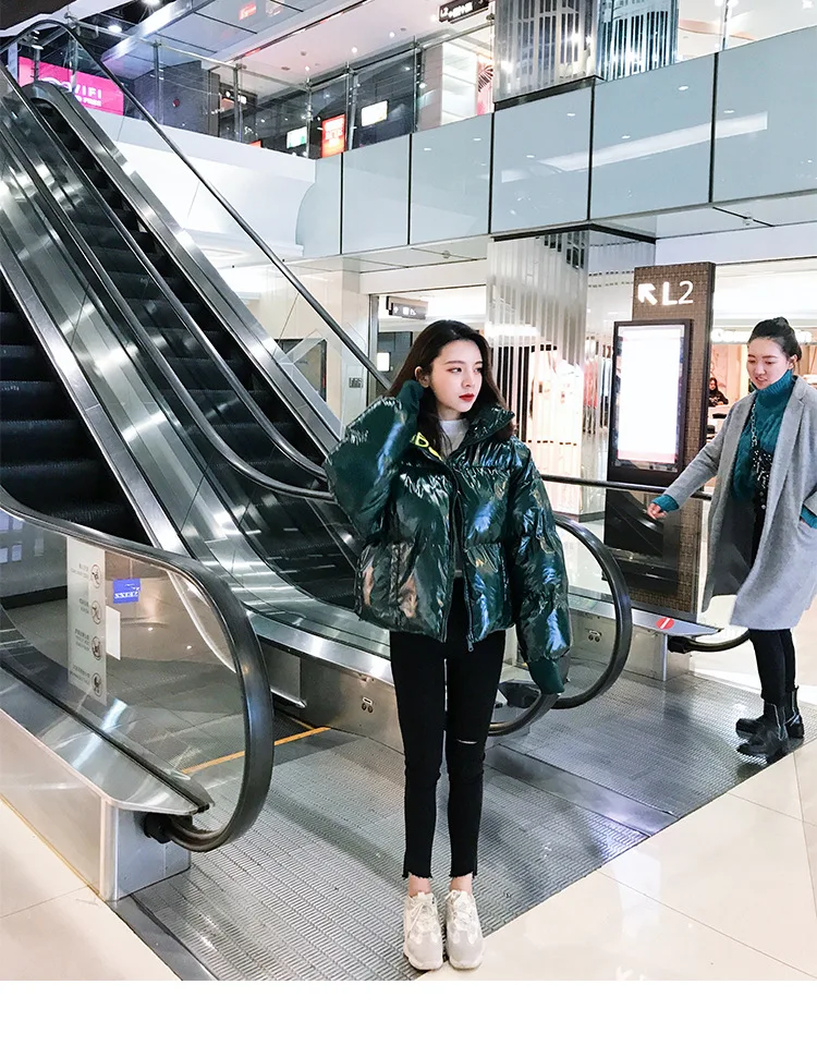 Korean-style Printed Letter Fashion-Versatile Coat Photo Shoot Short Bright Surface down Jacket Women's Winter New Style Co