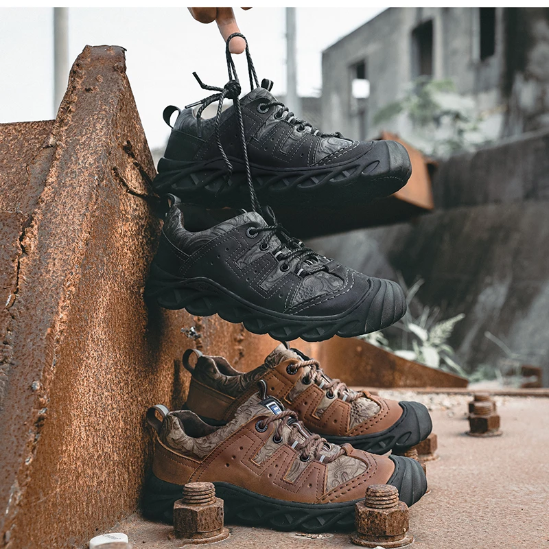 Hiking Shoes Men Summer Winter Outdoor Warm Fur Non Slip Fashion Footwear Boys Outdoor Work Ankle Boot Genuine Leather Rubber