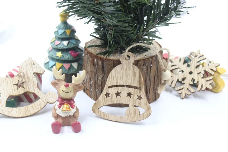 6pcs DIY White&Red Snowflakes Christmas Wooden Pendants Ornaments For Xmas Tree Ornaments Christmas Party Decorations Kids Gift