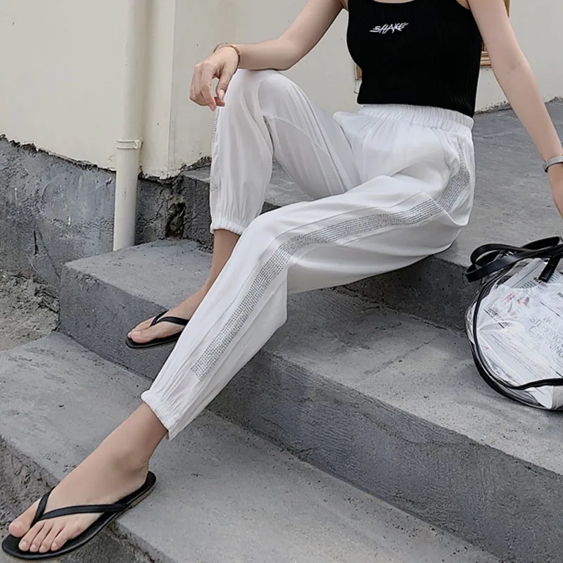 White Autumn New Heavy Industry Hot Drilling Beam Foot Casual Pant Wei Pants Women Fashion Casual Wild Loose Pants - Color: White