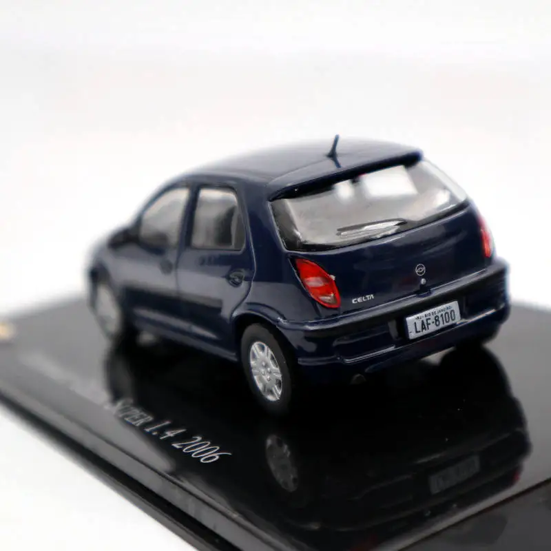 IXO 1:43 Chevrolet Celta Super 1 4 2006 темно синие литые под давлением модели коллекция игрушек