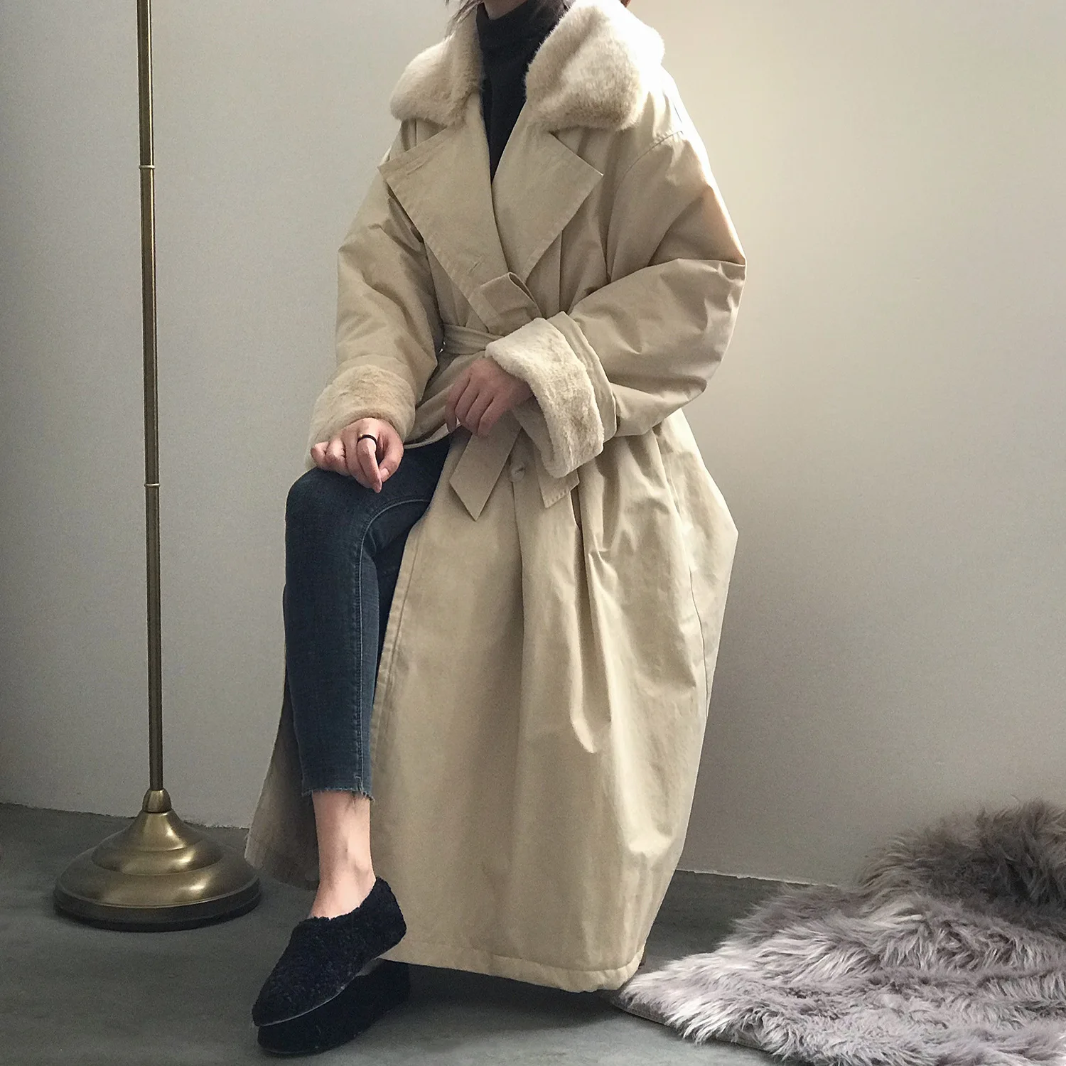 Зимний модный двубортный Тренч средней длины, пальто из искусственного меха норки, бархатное пальто с воротником, женская верхняя одежда из соболиного бархата