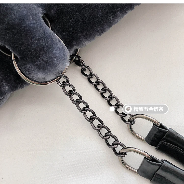 Original Brand Autumn And Winter Plush Shoulder Bag& Large Capacity Chain Tote Bag Width 49cm High 31cm Thickness 13cm