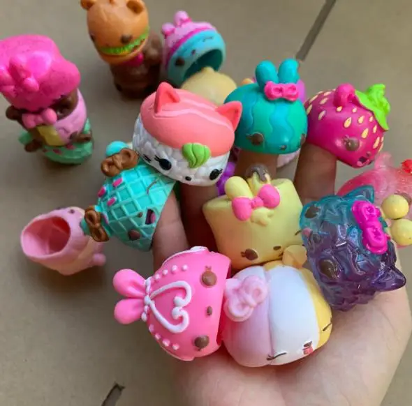 50PCS/lot Cartoon Action Figure Toy Sweet Cute Soft Hollow Little Animal Dolls Birthday Gift For Girls Kids Toys 1