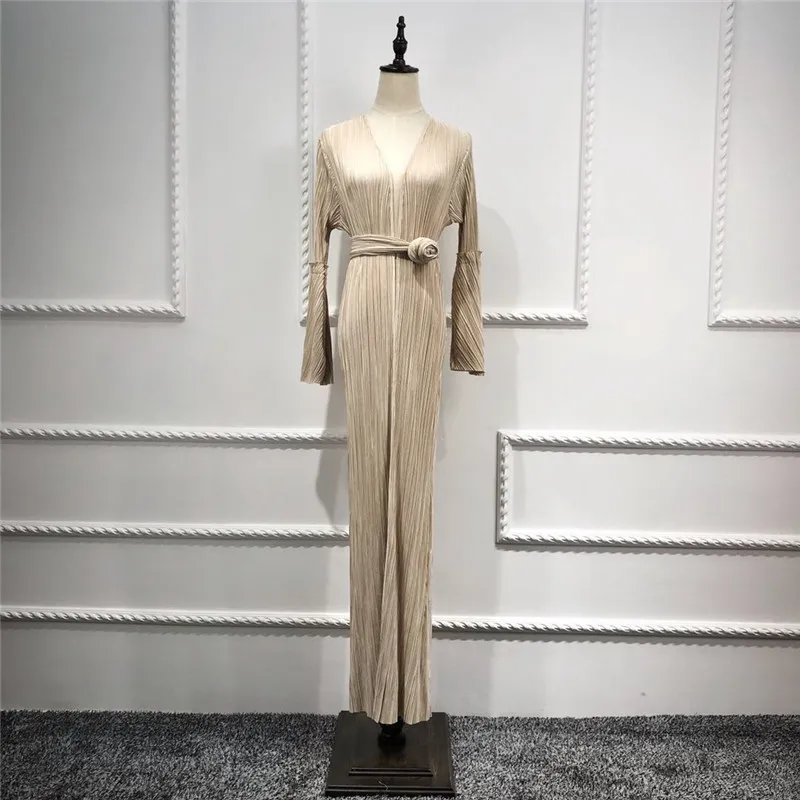 8879061679_1705462258