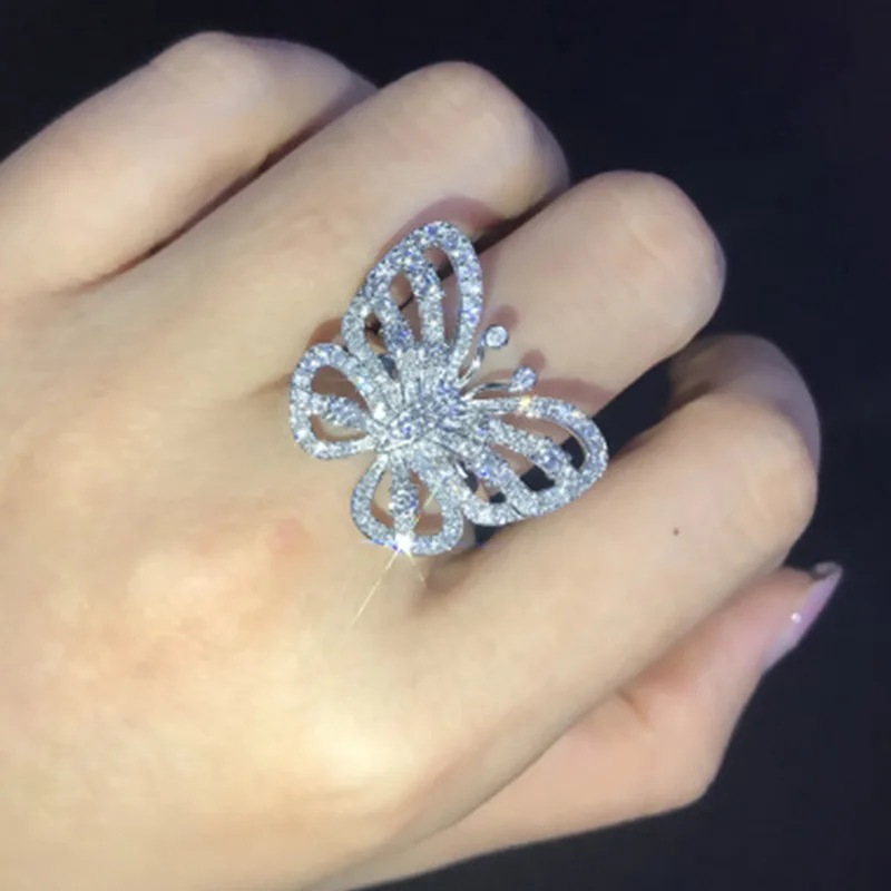 11745935817_751171350