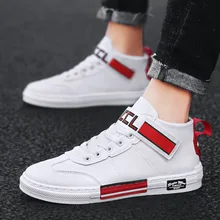 Осенняя мужская обувь с высоким берцем; Новинка года; маленькие белые туфли в Корейском стиле; повседневная спортивная обувь; сетчатая красная обувь