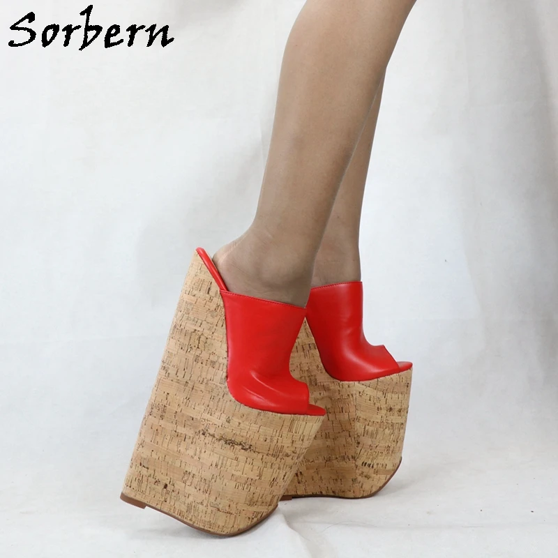 Рисунок 5 - Женские босоножки на танкетке Sorbern