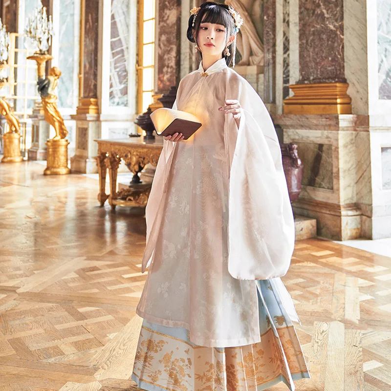 

More than thirteen cardamom son [Jin Yuju mulberry] collar XieJin gown main lumbar zhijin horse skirt hanfu