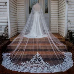 New Appliqued Lace Wedding Veils Long Cathedral Length White Ivory Champagne Bridal Veil with Comb Custom Made Wedding Veil