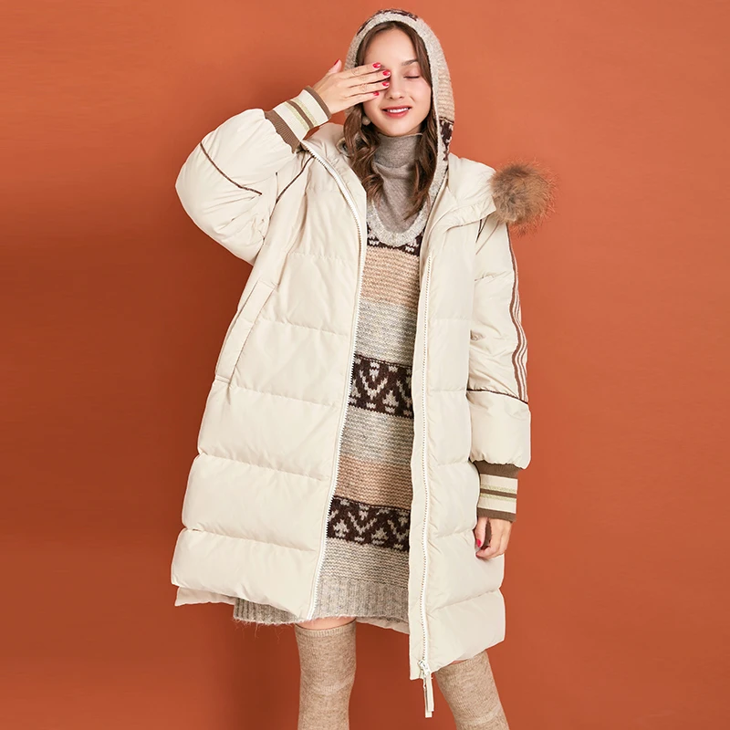 ARTKA зима новое женское пуховое пальто 90% белый утиный пух очень теплая куртка из меха енота съемный пуховик с капюшоном ZK10291D