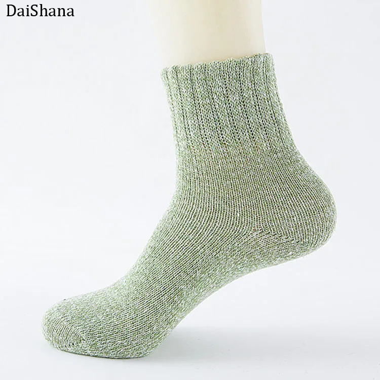 GREEN DaiShana новые зимние толстые теплые женские шерстяные носки цветные носки модные повседневные рождественские хлопковые носки в подарок ZB137 - Цвет: GREEN