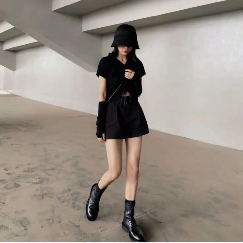 Botas mujer/ г. Повседневная Белая обувь женские Ботинки martin на платформе модные брендовые женские ботильоны черного цвета для девочек с перекрестной шнуровкой