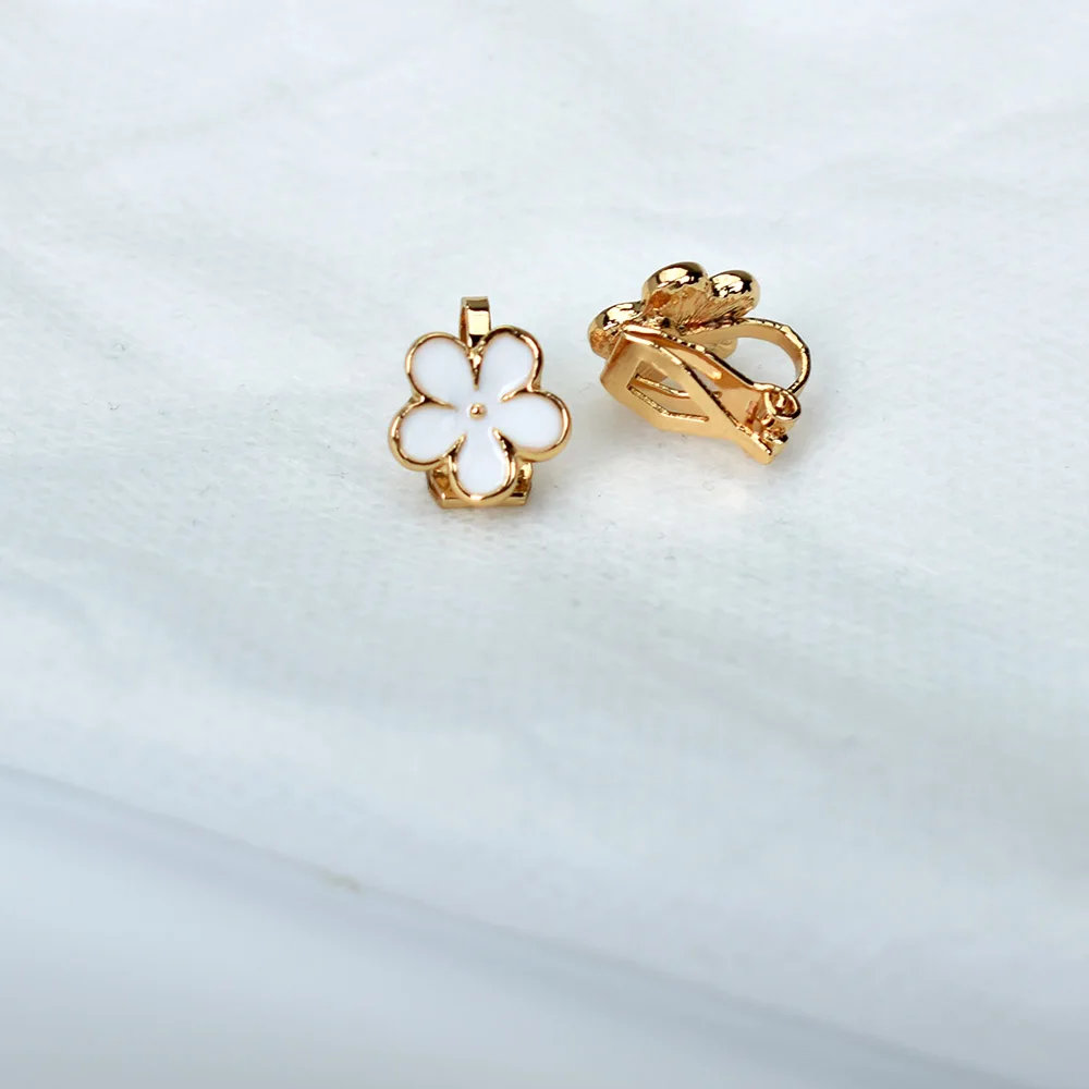 Korean Cute Enamel Flower Clip On Earrings Without Piercing Party No Hole Earcuffs For Women Small Floral Jewelry 4
