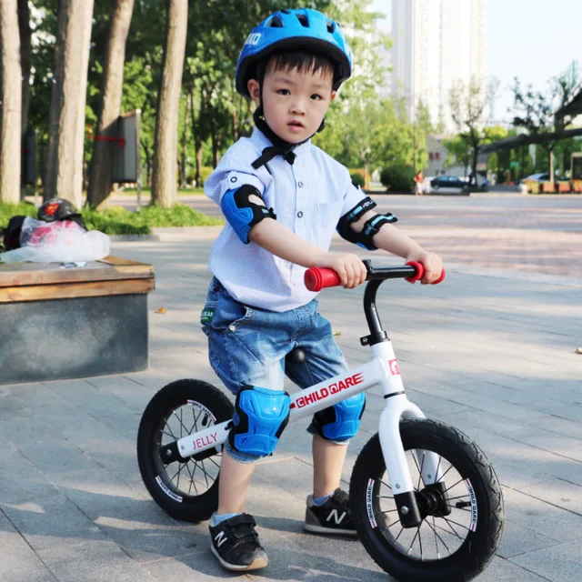 US $12.30 As fish Children Roller Skating Protective Clothing Set Bicycle Riding Kneelet Skateboard Boy Balan